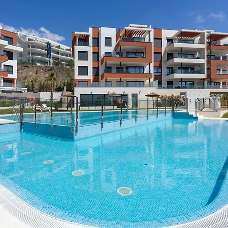Fantastic Poolfront In Middel Views By Costarentals - Ref 161