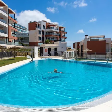 Appartement Fantastic Poolfront In Middel Views By Costarentals - Ref 161 *